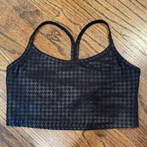 Beyond Yoga Slim Razor back crop top Black Houndstooth
